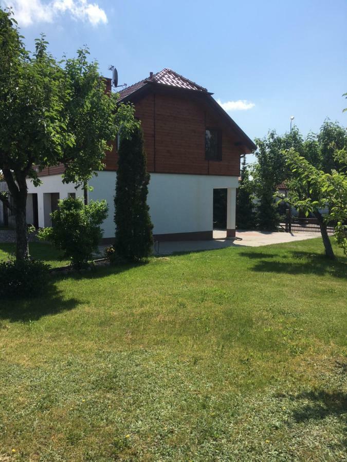 Pokoje Kasztanowa Wilkasy Exterior photo